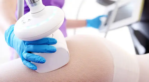 Endermologia krok po kroku: Jak wygląda zabieg i czy boli?